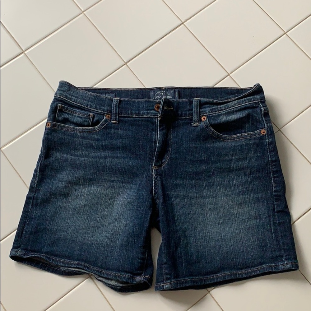 “The roll up” shorts